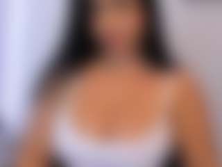 ammyfire MILF webcam performer live streaming