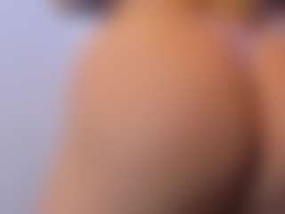 Live cam show with ammyfire - Big Tits on TeamSkeetLive