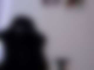 ammyfire MILF webcam performer live streaming