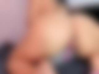 April Adamson's Live Sex Cam Show