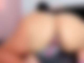 April Adamson's Live Sex Cam Show