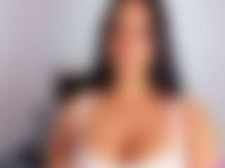 Live cam show with April Adamson - Granny on SinfulBabes