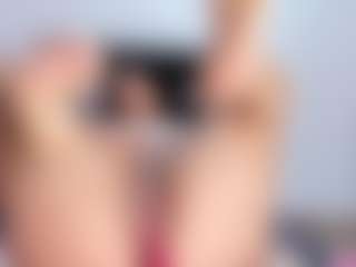 April Adamson's Live Sex Cam Show