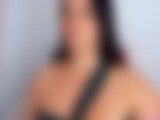 Live cam show with April Adamson - Fetish Curvy on eurowanks.com