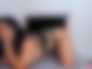 Live cam show with April Adamson - Brown Eyes Big Tits on livesuperchat.net