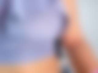 Live cam show with April Adamson - Senior on Camsoda