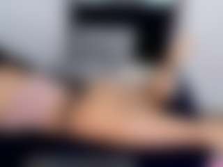 April Adamson's Live Sex Cam Show
