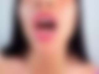 April Adamson's Live Sex Cam Show