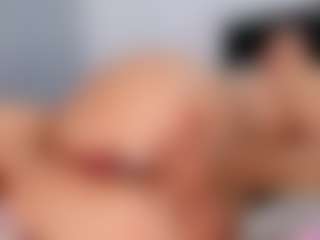 April Adamson's Live Sex Cam Show