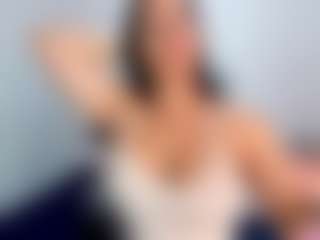 Live cam show with April Adamson - BBW on camtv