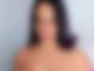Live cam show with April Adamson - Big Tits MILF on Camsoda