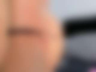 Live cam show with April Adamson - BBW Fetish on CamwithHer