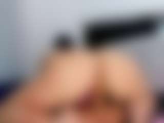 April Adamson's Live Sex Cam Show