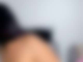 Live cam show with April Adamson - Anal Curvy on boobsie.com
