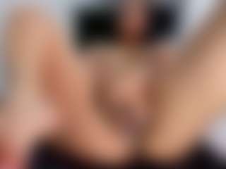 April Adamson's Live Sex Cam Show
