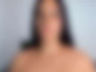 Live cam show with April Adamson - Mature on TeamSkeetLive