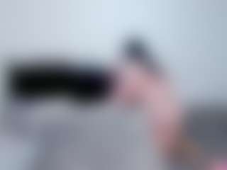 April Adamson's Live Sex Cam Show