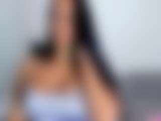 Live cam show with April Adamson - Cum on Camsoda
