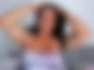 Live cam show with April Adamson - Big Tits on Camsoda