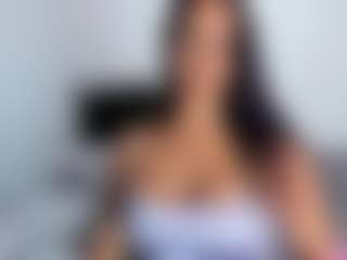 Live cam show with April Adamson - Mature on Camsoda