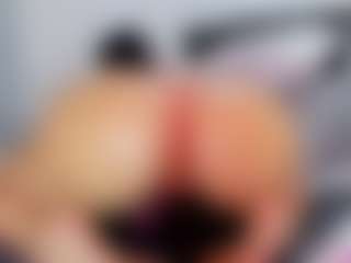 April Adamson's Live Sex Cam Show