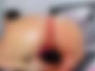 April Adamson's Live Sex Cam Show