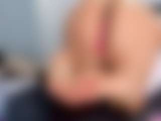 April Adamson's Live Sex Cam Show