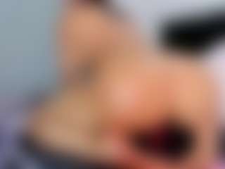 April Adamson's Live Sex Cam Show