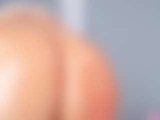 April Adamson's Live Sex Cam Show