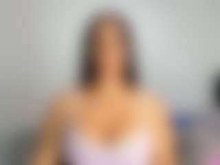Live cam show with April Adamson - Big Tits MILF on Camsoda