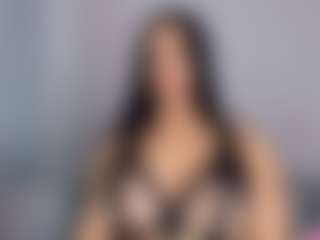 Live cam show with April Adamson - Fingers on Camsoda
