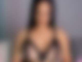 Live cam show with April Adamson - Tattoos Granny on Ass Tok