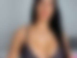 Show de cam en vivo con April Adamson - Anal en Camsoda