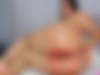Live cam show with April Adamson - Fetish on Soda Cam
