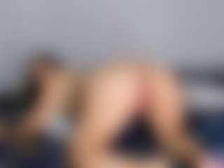 Live cam show with April Adamson - Wet on Dare Cams