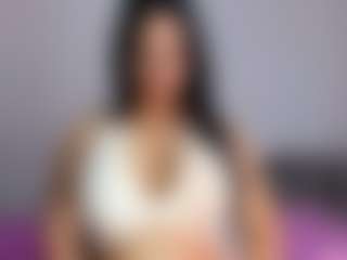 Live cam show with April Adamson - Granny Dildo on Fit Hotties