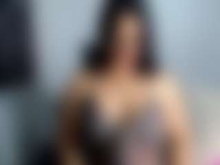 Live cam show with April Adamson - HD on Camsoda