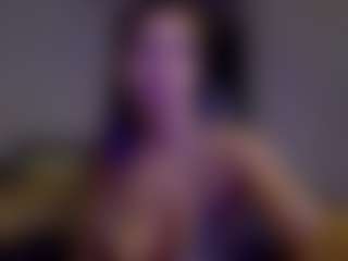 Live cam show with dedesibel1 - College MILF on fapnchat