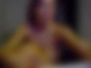 Live cam show with dedesibel1 - Living Room on Camsoda
