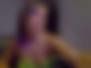 Live cam show with dedesibel1 - Living Room on Camsoda