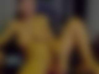 Live cam show with dedesibel1 - Grey Eyes on Latina Girls