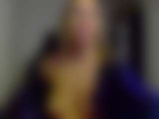 Live cam show with dedesibel1 - Living Room on CamClone