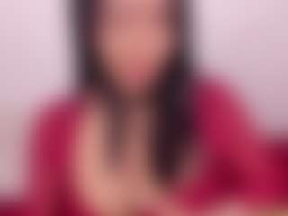 Live cam show with Megara - Amateur on CamwithHer