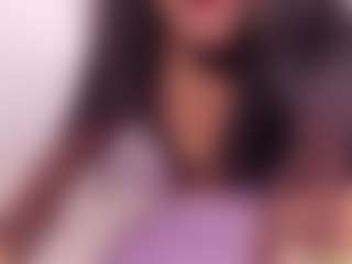 Live cam show with Megara - Striptease on live.xbliss.ai