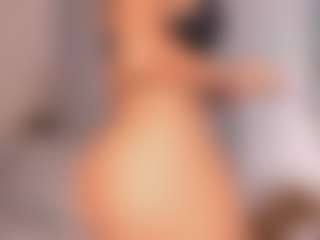 Live cam show with ambercroft - Bedroom Mature on TeamSkeetLive