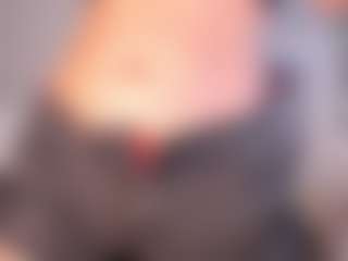 Live cam show with ambercroft - Brown Hair MILF on Camming Site