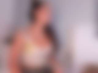 Live cam show with ambercroft - Shaved Pussy MILF on Camsoda