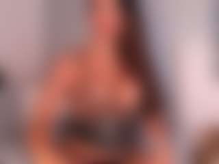 Live cam show with ambercroft - Shaved Pussy on Camsoda