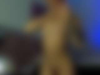 cynthiaa's Live Sex Cam Show