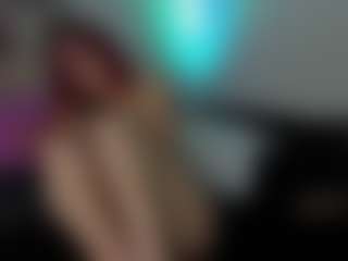 cynthiaa's Live Sex Cam Show